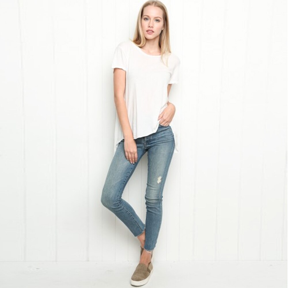 Soft Back Slit Pullover Tee